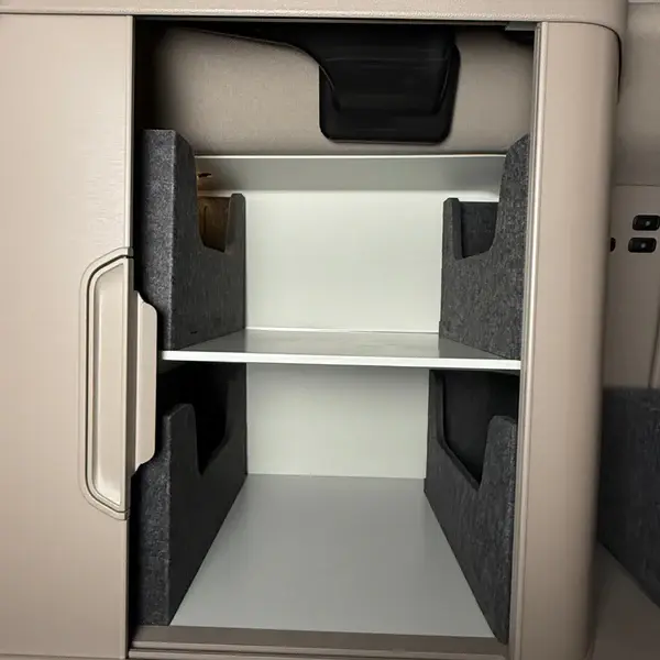 Boîte armoire avant DE-T7_live_2.webp